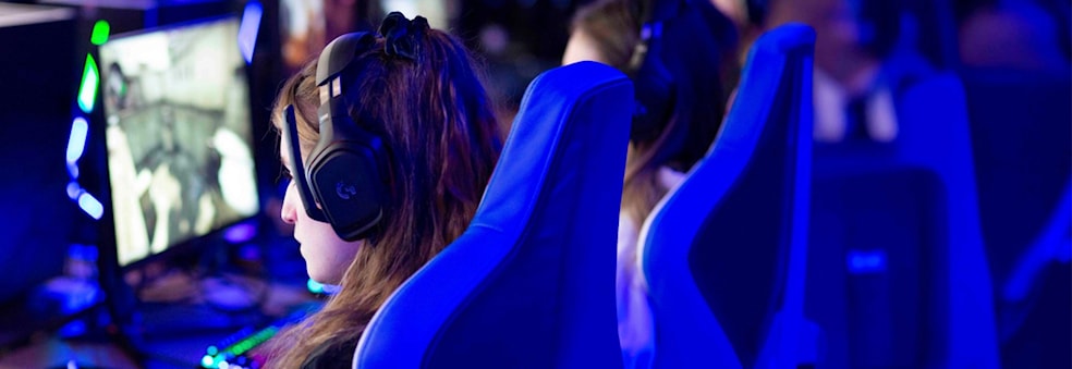 Spill e-sport med kollegaene